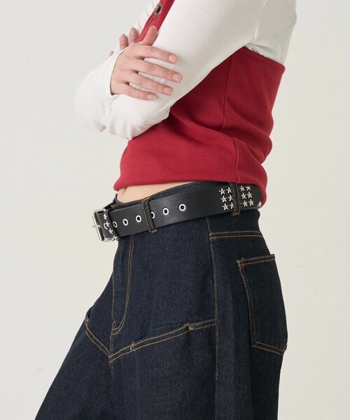 WHO'S WHO gallery（フーズフーギャラリー）の「スタースタッズベルト（ベルト・レディース・ブラック・FREE）」の3枚目の写真