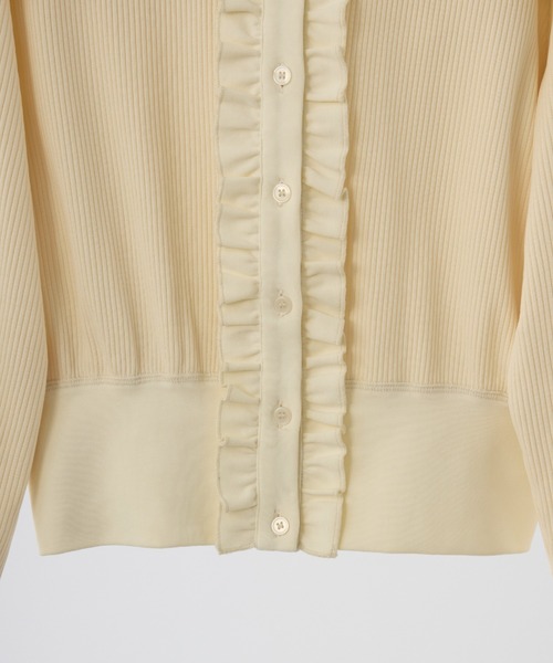 idem（イデム）の「sailor color frill rib cardigan / セーラーカラーカーディガン（カーディガン/ボレロ・レディース・アイボリー/ブラック・FREE）」の21枚目の写真