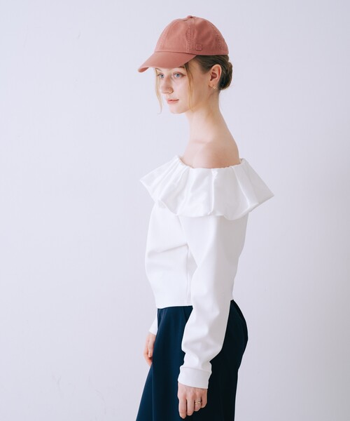 SELFIST(セルフィスト)の「【セットアップ対応】バルーン3WAYショルダースウェット 空港コーデ 春服 夏服 オフショル(Tシャツ/カットソー・レディース・グレー/オフホワイト・フリー)」の21枚目の写真