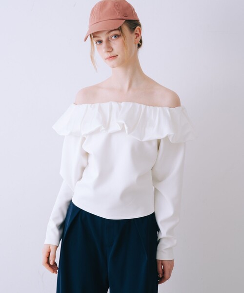 SELFIST(セルフィスト)の「【セットアップ対応】バルーン3WAYショルダースウェット 空港コーデ 春服 夏服 オフショル(Tシャツ/カットソー・レディース・グレー/オフホワイト・フリー)」の18枚目の写真