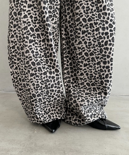 Bamm(バム)の「レオパードワイドイージーカーブパンツ(デニムパンツ・レディース・ブラウン/ホワイト/ブラック・FREE)」の10枚目の写真