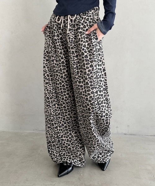 Bamm(バム)の「レオパードワイドイージーカーブパンツ(デニムパンツ・レディース・ブラウン/ホワイト/ブラック・FREE)」の9枚目の写真