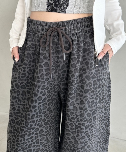 Bamm(バム)の「レオパードワイドイージーカーブパンツ(デニムパンツ・レディース・ブラウン/ホワイト/ブラック・FREE)」の15枚目の写真