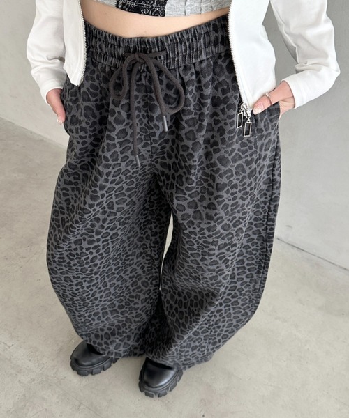 Bamm(バム)の「レオパードワイドイージーカーブパンツ(デニムパンツ・レディース・ブラウン/ホワイト/ブラック・FREE)」の19枚目の写真