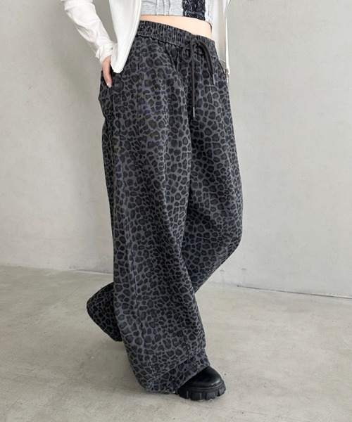 Bamm(バム)の「レオパードワイドイージーカーブパンツ(デニムパンツ・レディース・ブラウン/ホワイト/ブラック・FREE)」の18枚目の写真