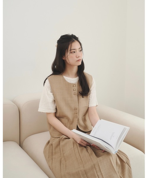 moi tytto（モイテュット）の「トリプルボタンベスト【セットアップ着用可能】（ベスト・レディース・グレー/ベージュ/ナチュラル・SMALL/FREE）」の18枚目の写真