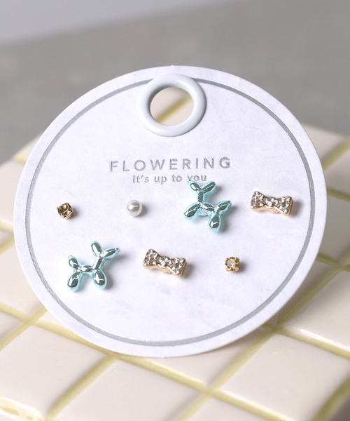 Flowering(フラワーリング)の「パール/ハート/ガーリー/セットピアス(ピアス(両耳用)・レディース・シャンパン/ピンクゴールド/ゴールド/ピンク系1/ピンク系2/ピンク系3/ピンク/ゴールド系2/ゴールド系1/ゴールド系3/シルバー/ブルー・FREE)」の1枚目の写真