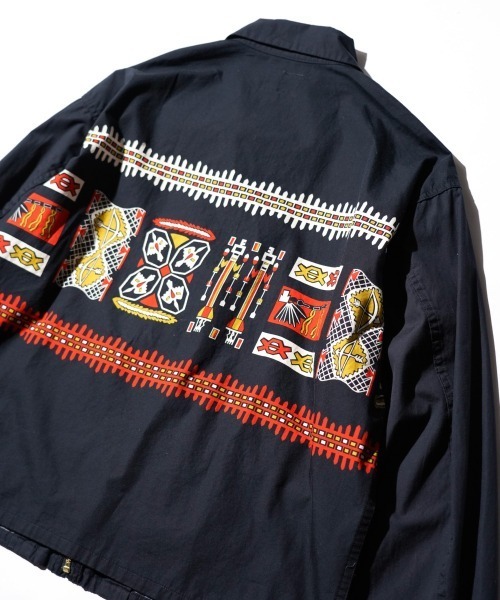 TOWNCRAFT（タウンクラフト）の「TOWNCRAFT / タウンクラフト PRINTED ROCKABILLY BLOUSON プリントコットン ロカビリーブルゾン（ブルゾン・メンズ・その他1/ナチュラル/ブラック・LARGE/MEDIUM）」の8枚目の写真