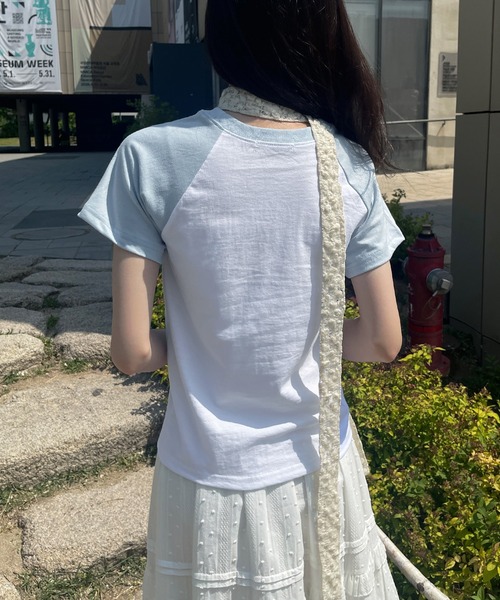 UNE MANSION(ユヌマンション)の「フェアリーナグランカジュアルレタリングバイカラー半袖Tシャツカットソー(Tシャツ/カットソー・レディース・ホワイト/ネイビー/チャコール・FREE)」の6枚目の写真