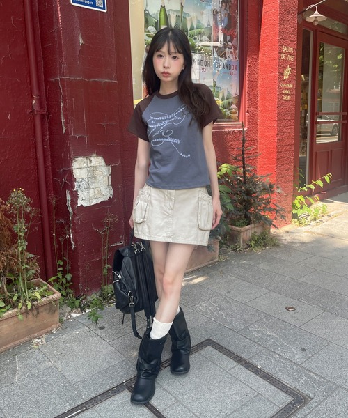 UNE MANSION(ユヌマンション)の「フェアリーナグランカジュアルレタリングバイカラー半袖Tシャツカットソー(Tシャツ/カットソー・レディース・ホワイト/ネイビー/チャコール・FREE)」の19枚目の写真