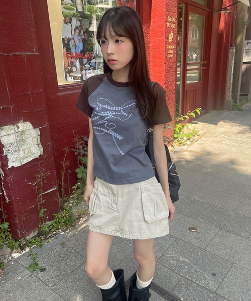 UNE MANSION(ユヌマンション)の「フェアリーナグランカジュアルレタリングバイカラー半袖Tシャツカットソー(Tシャツ/カットソー・レディース・ホワイト/ネイビー/チャコール・FREE)」の21枚目の写真