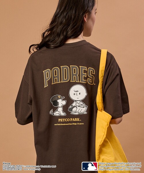 セール】限定展開 PEANUTS×MLB 別注 ビッグシルエット バックプリント セール】限定展開 PEANUTS×MLB 別注 ビッグシルエット バックプリント