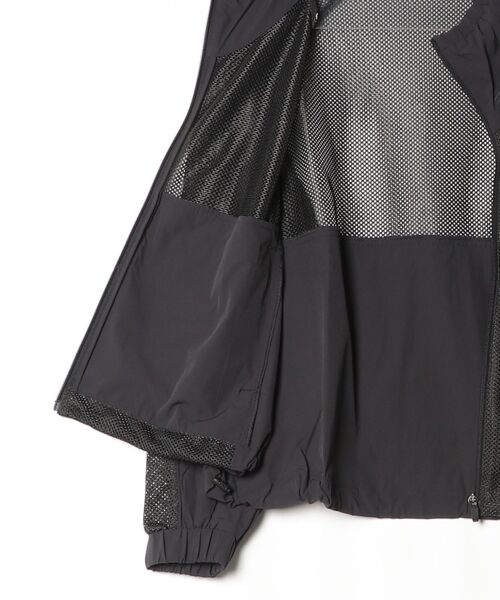 NEW BALANCE(ニューバランス)の「【別注】ニューバランス New Balance メッシュスタンドジャケット 限定コラボ(ナイロンジャケット・レディース・オフホワイト/ダークグレー・L/M)」の21枚目の写真