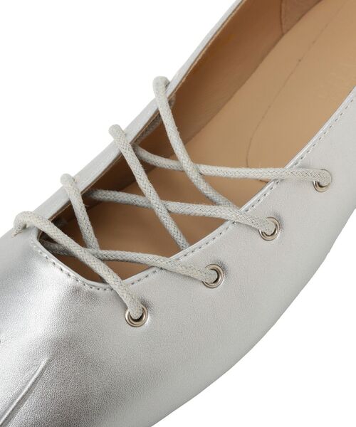 CRAFT STANDARD BOUTIQUE（クラフトスタンダードブティック）の「レースアップフラットシューズ（パンプス・レディース・ブラック/シルバー・L/M）」の16枚目の写真