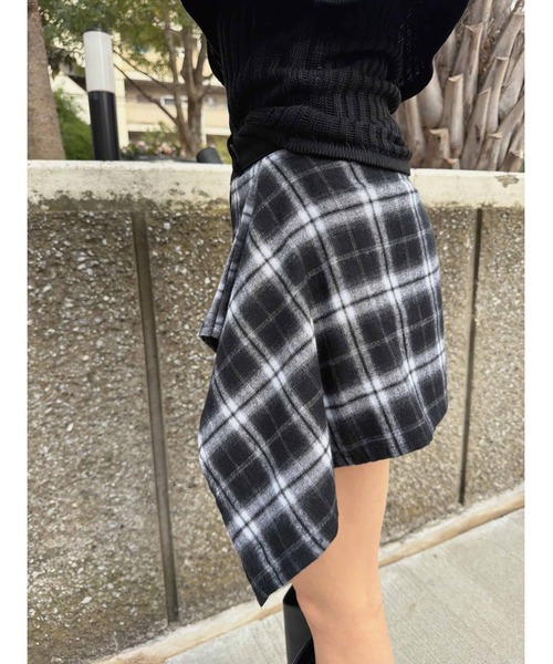 EGOIST（エゴイスト）の「チェックシャツドッキングツイルショートパンツ（その他パンツ・レディース・ブラック/ベージュ・S/M）」の4枚目の写真