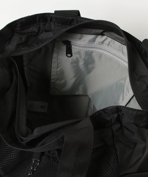 karrimor（カリマー）の「grab tote pack（ショルダーバッグ・メンズ・ブラック/ライトグレー系/ネイビー・FREE）」の6枚目の写真