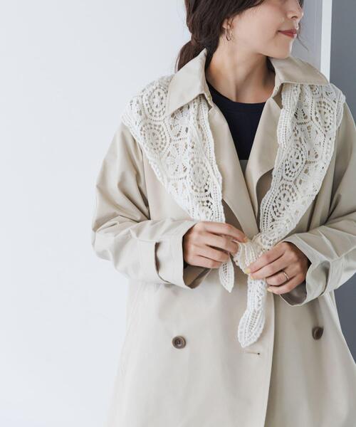 URBAN RESEARCH DOORS(アーバンリサーチドアーズ)の「レーススカーフ | トライアングル/三角スカーフ/ワンポイント/プラスワン/トレンド(ストール/ショール・レディース・オフホワイト/ブラック・ONE)」の4枚目の写真