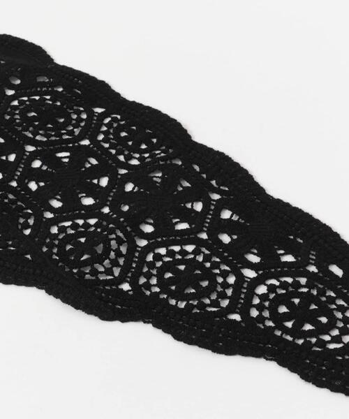 URBAN RESEARCH DOORS(アーバンリサーチドアーズ)の「レーススカーフ | トライアングル/三角スカーフ/ワンポイント/プラスワン/トレンド(ストール/ショール・レディース・オフホワイト/ブラック・ONE)」の9枚目の写真