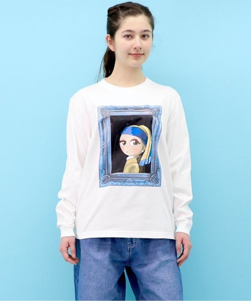 KawaeKayo(カワエカヨ)の「ロングスリーブTシャツ-真珠の耳飾りの少女(Tシャツ/カットソー・レディース・ホワイト・L/XL)」の2枚目の写真