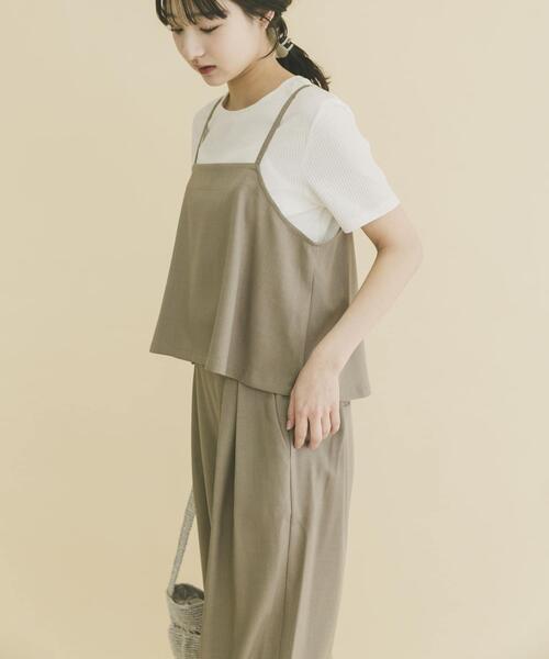 ITEMS URBANRESEARCH(アイテムズ アーバンリサーチ)の「インナー付きリネンライクセットアップ(セットアップ・レディース・グリーン系その他/ブラウン/ブラック・FREE)」の1枚目の写真