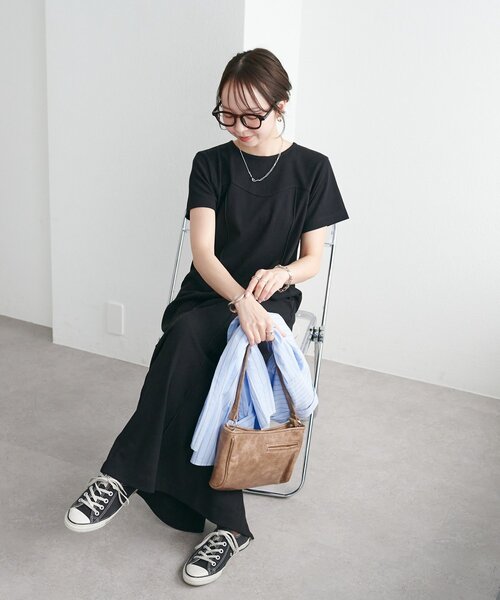 DISCOAT(ディスコート)の「【WEB限定】カット切り替えワンピース(ワンピース・レディース・ブラック/ブルー/チャコールグレー・MEDIUM)」の12枚目の写真