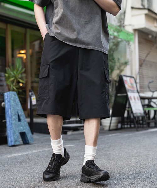 Rocky Monroe(ロッキーモンロー)の「ワイドカーゴイージーハーフパンツ(カーゴパンツ・メンズ・オフホワイト/ベージュ/ブラウン/カーキ/ブラック・M/XL/L)」の21枚目の写真