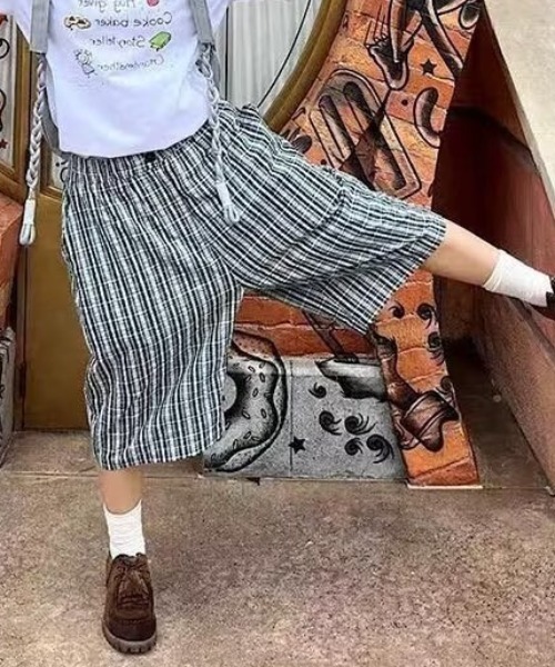 Vipoa（ヴィポア）の「Blue green plaid loose shorts（その他パンツ・レディース・グリーン・FREE）」の4枚目の写真