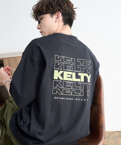 KELTY(ケルティ)の「【KELTY/ケルティ】別注 バックタイポロゴTシャツ(Tシャツ/カットソー・メンズ・カーキ/ネイビー/ベージュ/スミクロ/ブラック/ホワイト・S/M/L/XL)」の2枚目の写真