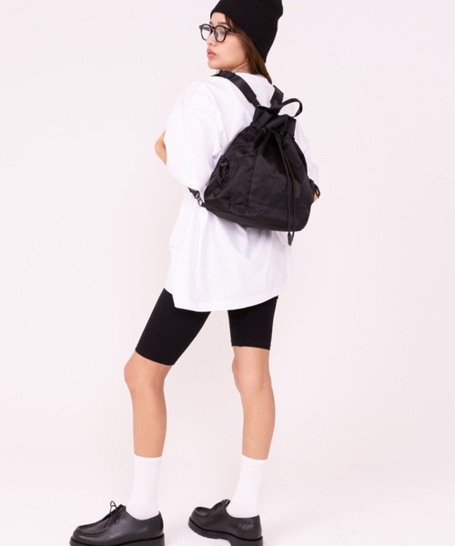 THE NORTH FACE(ザノースフェイス)の「【THE NORTH FACE/ザ・ノースフェイス】5WAY 巾着ショルダーバッグ/リュック/バックパック/W LIGHT BONNEY PACK/ユニセックス(バックパック/リュック・レディース・ホワイト/ブラック・FREE)」の16枚目の写真