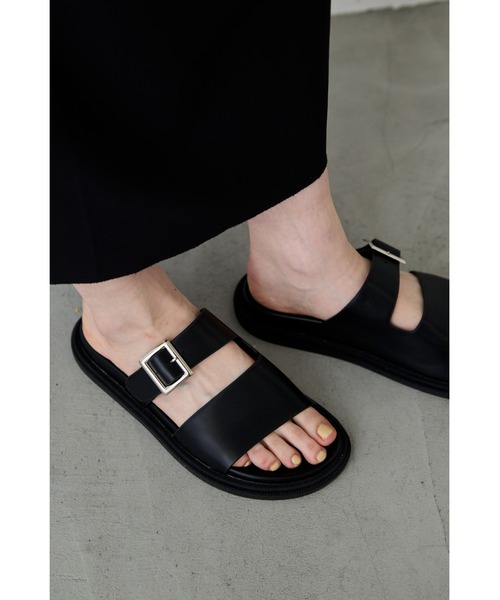 un/neu(アンノイ)の「ワイドストラップサンダル(サンダル・レディース・ブラック・SMALL/MEDIUM/LARGE)」の3枚目の写真