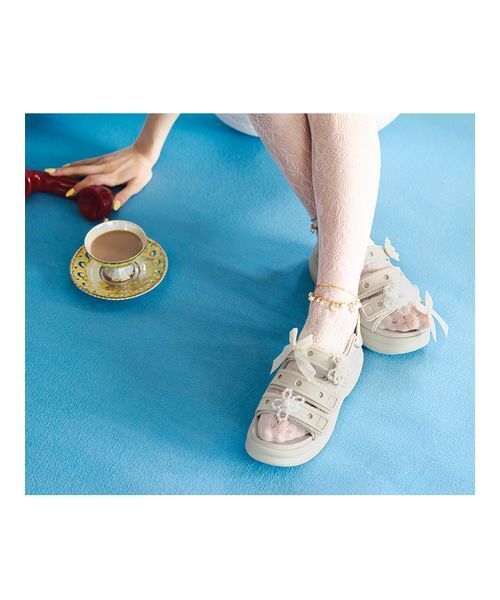 FURFUR（ファーファー）の「【crocs】212032Soho Frosted Sport Sandal（サンダル・レディース・ベージュ/ブラック・22/23/24）」の6枚目の写真
