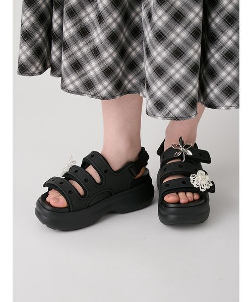FURFUR（ファーファー）の「【crocs】212032Soho Frosted Sport Sandal（サンダル・レディース・ベージュ/ブラック・22/23/24）」の15枚目の写真