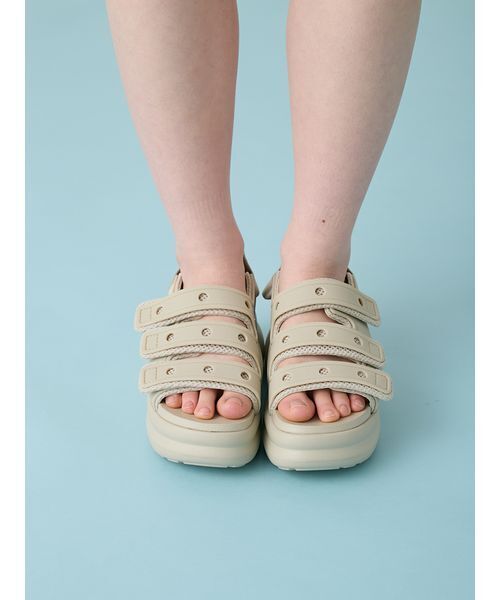 FURFUR（ファーファー）の「【crocs】212032Soho Frosted Sport Sandal（サンダル・レディース・ベージュ/ブラック・22/23/24）」の18枚目の写真