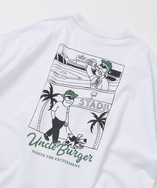 FREAK'S STORE(フリークスストア)の「限定展開 ビッグシルエット バックプリント クルーネック Tシャツ Uncle Holiday(Tシャツ/カットソー・メンズ・チャコールグレー/グレー/ブラウン/ホワイト・SMALL/LARGE/MEDIUM)」の6枚目の写真