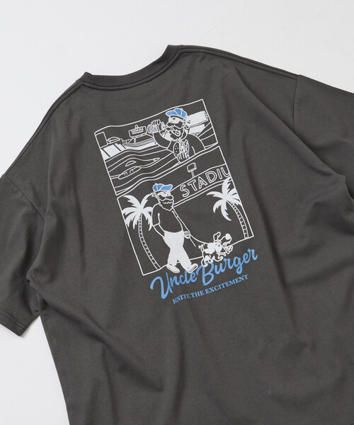 FREAK'S STORE(フリークスストア)の「限定展開 ビッグシルエット バックプリント クルーネック Tシャツ Uncle Holiday(Tシャツ/カットソー・メンズ・チャコールグレー/グレー/ブラウン/ホワイト・SMALL/LARGE/MEDIUM)」の17枚目の写真