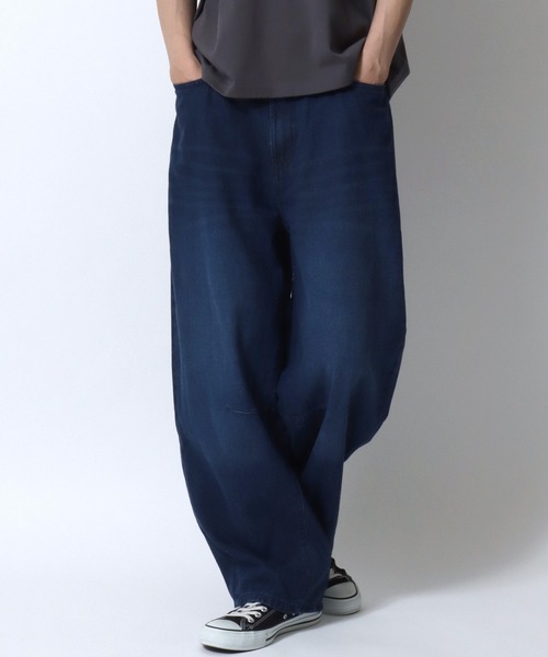 SITRY（シトリー）の「Barrel Leg Easy Denim Pants/バレルレッグ デニムパンツ ジーンズ ワイドパンツ ワイドジーンズ イージーパンツ（デニムパンツ・メンズ・ライトブルー/ライトグレー/ネイビー/ブラック系その他/ワンウォッシュ/ブラック・LL/M/L）」の5枚目の写真
