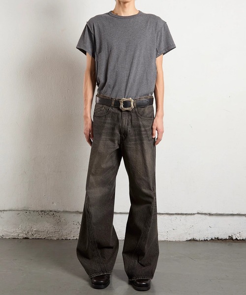NVRFRGT(ネヴァーフォーゲット)の「【NVRFRGT】3D TWISTED WIDE LEG JEANS(デニムパンツ・メンズ・インディゴブルー/ブラック・1/3/2)」の5枚目の写真
