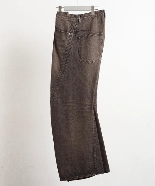 NVRFRGT(ネヴァーフォーゲット)の「【NVRFRGT】3D TWISTED WIDE LEG JEANS(デニムパンツ・メンズ・インディゴブルー/ブラック・1/3/2)」の9枚目の写真
