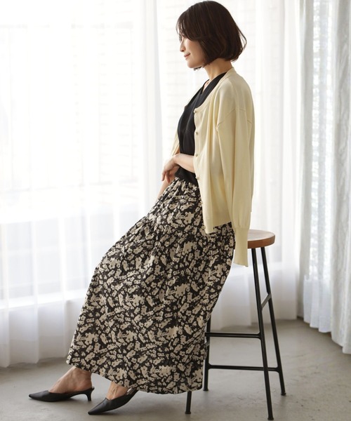 Ehre style(エーレスタイル)の「派手すぎない オフィスで花柄フレアスカート(スカート・レディース・ベージュ/ブラック・FREE)」の22枚目の写真