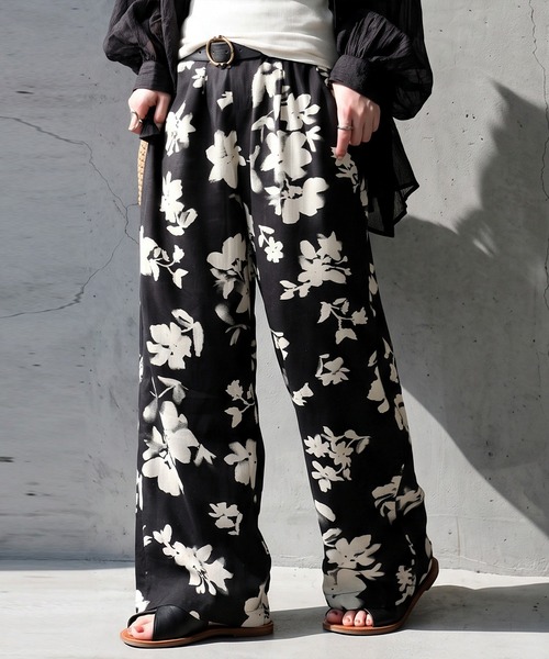 antiqua(アンティカ)の「花柄 ワイドパンツ(その他パンツ・レディース・ブラック・MEDIUM/LARGE)」の5枚目の写真