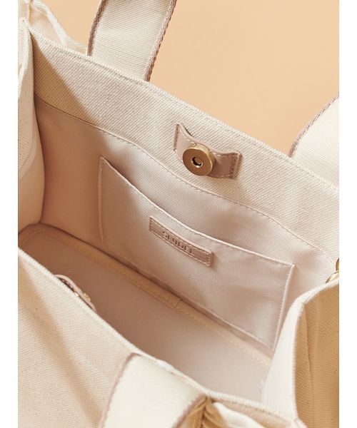 SNIDEL(スナイデル)の「フリルロゴバッグ(ハンドバッグ・レディース・アイボリー/ブラウン/ベージュ・F)」の19枚目の写真