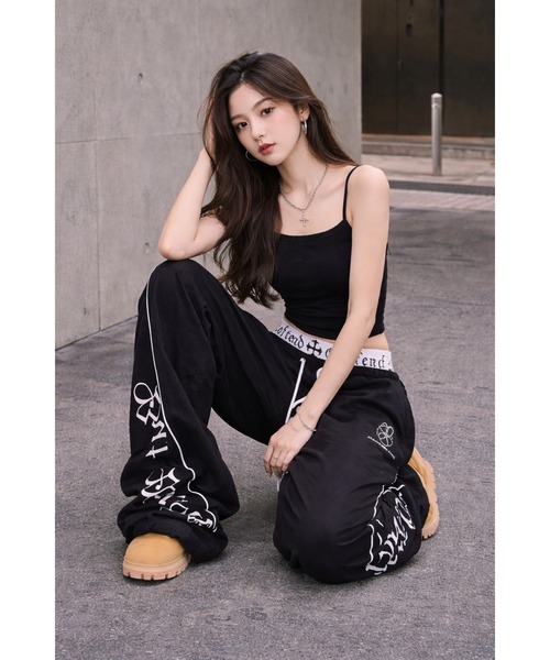 Bling Leads(ブリングリーズ)の「【Bls】 【ZL】【Bling Leads】ダブルハイウエスト イージーパンツ(その他パンツ・レディース・ブラック・LARGE/MEDIUM)」の2枚目の写真
