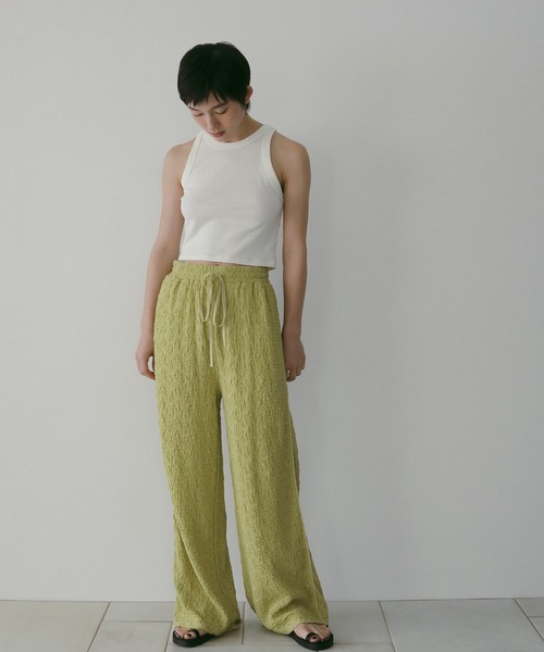 anuke（アンヌーク）の「anuke Shirring Easy Pants（その他パンツ・レディース・ダークブラウン/ブラック/ライトグリーン・36/38）」の14枚目の写真