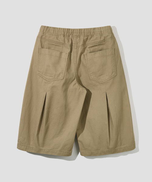 AGOD（エージーオーディー）の「ツーピンタックバンディングストリングバミューダパンツ[ベージュ]（その他パンツ・レディース・その他・SMALL/MEDIUM/LARGE/X-LARGE）」の5枚目の写真