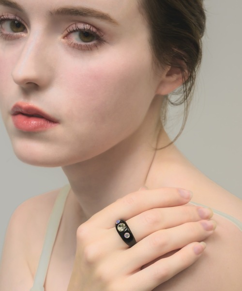 muku(ムク)の「CLEAR RING/TRIPLE STONE(リング・レディース・クリア/ブラック/ホワイト・FREE)」の14枚目の写真