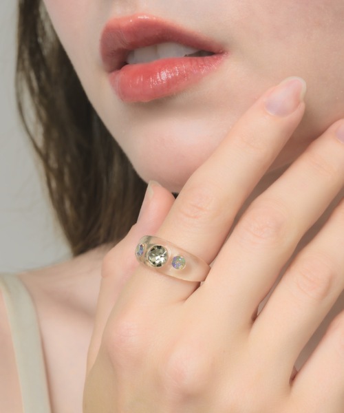 muku(ムク)の「CLEAR RING/TRIPLE STONE(リング・レディース・クリア/ブラック/ホワイト・FREE)」の10枚目の写真