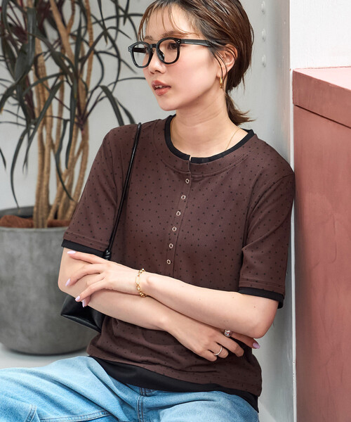 FREAK'S STORE(フリークスストア)の「限定展開 ドット柄 レイヤード風 ヘンリーネック プルオーバー(Tシャツ/カットソー・レディース・ブラック/グレー/ブラウン/ナチュラル・フリ-)」の10枚目の写真
