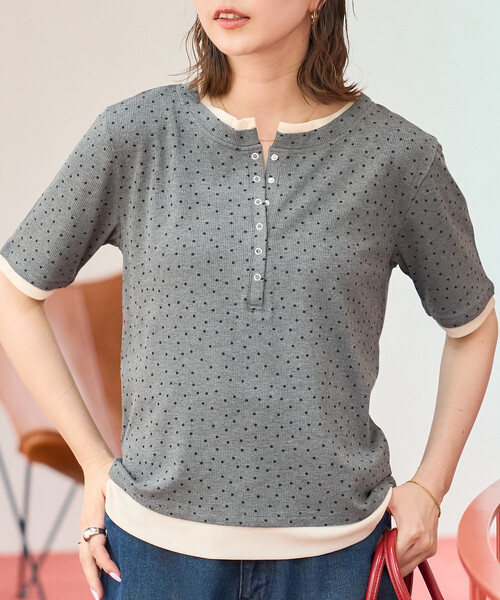 FREAK'S STORE(フリークスストア)の「限定展開 ドット柄 レイヤード風 ヘンリーネック プルオーバー(Tシャツ/カットソー・レディース・ブラック/グレー/ブラウン/ナチュラル・フリ-)」の14枚目の写真