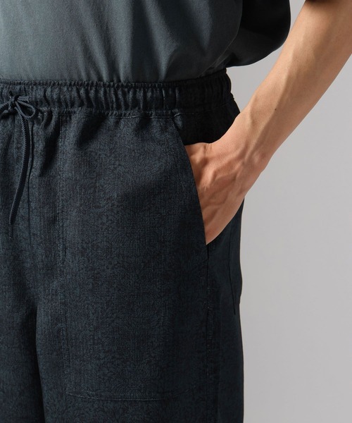 BAYFLOW(ベイフロー)の「リゾート柄リラックスパンツ(その他パンツ・メンズ・ネイビー/ベージュ/ブラック・MEDIUM/LARGE)」の6枚目の写真