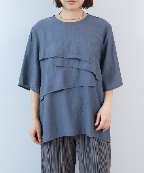 leswel(レスウェル)の「【M~5L】【接触冷感】ワッシャープリーツフリルブラウス(シャツ/ブラウス・レディース・チャコールグレー/パープル/カーキ・L/M/LL/4L/5L/3L)」の8枚目の写真